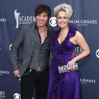 The Academy of Country Music Awards 2011 - Arrivals