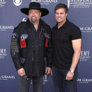 Montgomery Gentry in The Academy of Country Music Awards 2011 - Arrivals