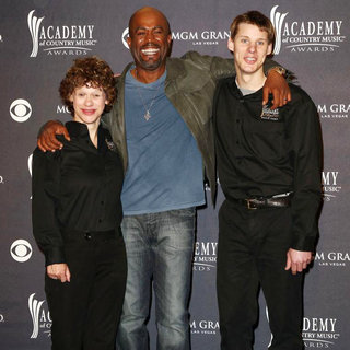 Betsy James, Darius Rucker, Jimmy Clarke in The Academy of Country Music Awards 2011 - Press Room