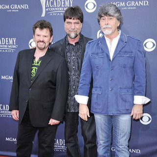 Alabama in The Academy of Country Music Awards 2011 - Arrivals