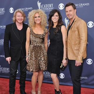 Little Big Town in The Academy of Country Music Awards 2011 - Arrivals