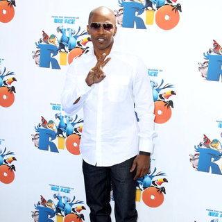Jamie Foxx in Los Angeles Premiere of 'Rio' - Arrivals