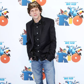 Jesse Eisenberg in Los Angeles Premiere of 'Rio' - Arrivals