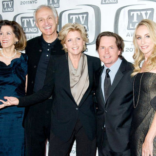 Elza Bergeron, Michael Gross, Meredith Baxter, Michael J. Fox, Tracy Pollan in The 9th Annual TV Land Awards
