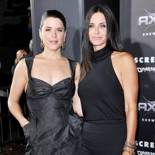 Neve Campbell, Courteney Cox in World Premiere of 'Scream 4' - Arrivals
