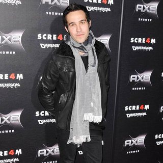 World Premiere of 'Scream 4' - Arrivals