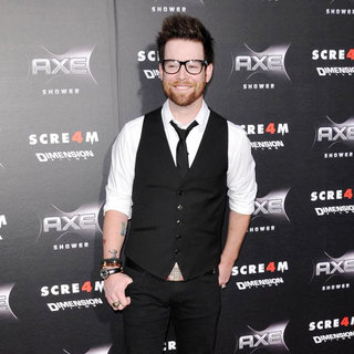 World Premiere of 'Scream 4' - Arrivals