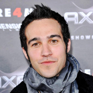 World Premiere of 'Scream 4' - Arrivals