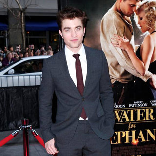 Robert Pattinson in The World Premiere of 'Water for Elephants' - Arrivals
