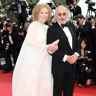 Faye Dunaway, Jerry Schatzberg in 2011 Cannes International Film Festival - Day 1 Opening Ceremony and Midnight in Paris Premiere
