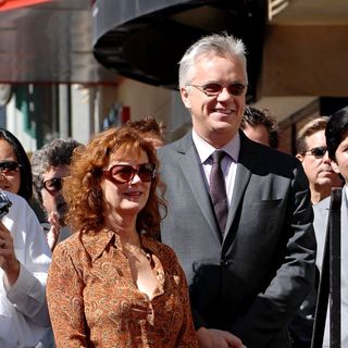 Susan Sarandon, Tim Robbins in Tim Robbins is Honoured with A Star on Hollywood Walk of Fame