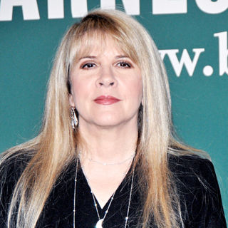 Stevie Nicks in Stevie Nicks Promotes 'Live in Chicago' and 'The Soundstage Sessions'