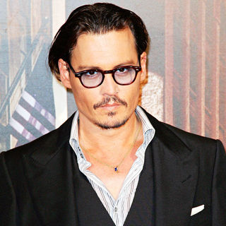 Johnny Depp at Paris premiere of 'Public Enemies'