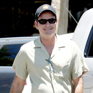 Charlie Sheen in 'Two and a Half Men' star leaving a deli after having lunch in Hollywood