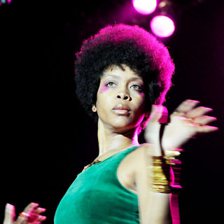 Erykah Badu performing live at the Hollywood Palladium