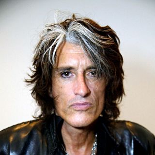 Joe Perry in 'Rock Stars of Science' Sponsored by Geoffrey Beene Foundation & Research America