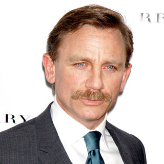 Daniel Craig in Press Reception of 'A Steady Rain' on Broadway