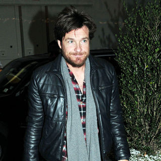 Jason Bateman in Jason Bateman Arriving to MTV's Studios to Appear on The Alexa Chung Show