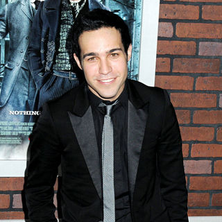 Pete Wentz at New York premiere of 'Sherlock Holmes' - Arrivals
