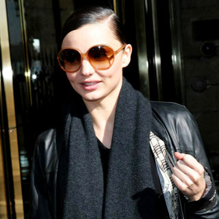 Miranda Kerr in Paris Fashion Week Ready to Wear Fall/Winter 2010 - Balenciaga - Arrivals