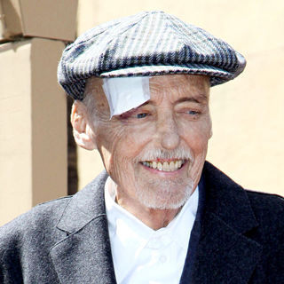Dennis Hopper is honored with the 2,403rd Star on the Hollywood Walk of Fame - wenn5451104