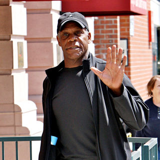 Danny Glover in Danny Glover departs a medical building in Beverly Hills