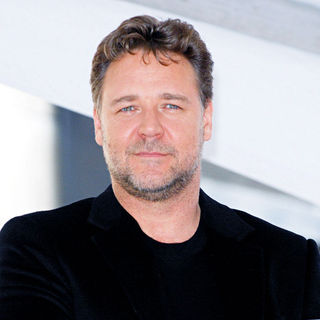 Russell Crowe in Russell Crowe is honoured with the 2404th star on the Hollywood Walk of Fame