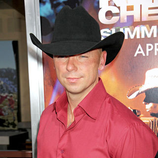 Kenny Chesney in Premiere of Kenny Chesney's Summer in 3D