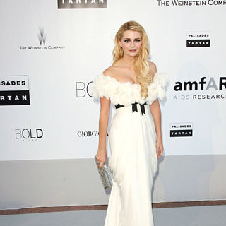 Mischa Barton in 2010 Cannes International Film Festival - Day 9 - amfAR's Cinema Against AIDS Gala - Arrivals