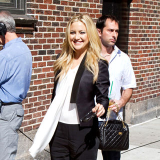 Kate Hudson in Celebrities at The Ed Sullivan Theater for The 'Late Show With David Letterman'