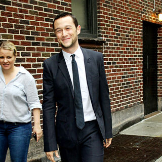 Joseph Gordon-Levitt in Joseph Gordon-Levitt Outside The Ed Sullivan Theater for 'The Late Show' with David Letterman Show