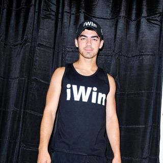 Joe Jonas, Jonas Brothers in iWin 5K Fun Run/Walk Benefiting Special Olympics Florida