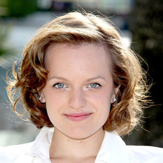 Elisabeth Moss in 2010 MIPCOM - 'Mad Men' - Photocall