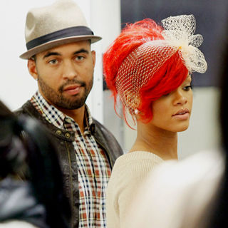Rihanna, Matt Kemp in Rihanna and Matt Kemp Shopping