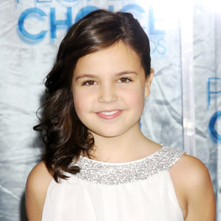 Bailee Madison in 2011 People's Choice Awards - Arrivals