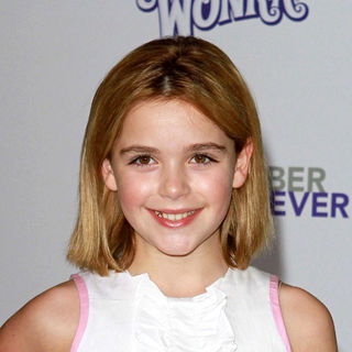 Kiernan Shipka in Los Angeles Premiere of "Justin Bieber: Never Say Never"
