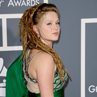 Crystal Bowersox in The 53rd Annual GRAMMY Awards - Red Carpet Arrivals