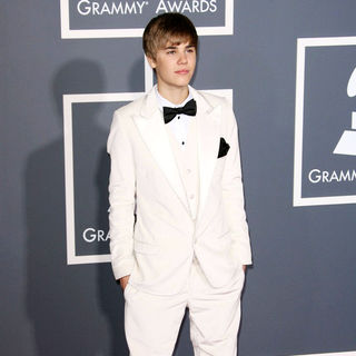 Justin Bieber in The 53rd Annual GRAMMY Awards - Red Carpet Arrivals