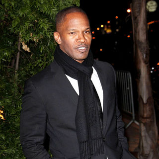 Jamie Foxx in 2011 Vanity Fair Oscar Party - Arrivals