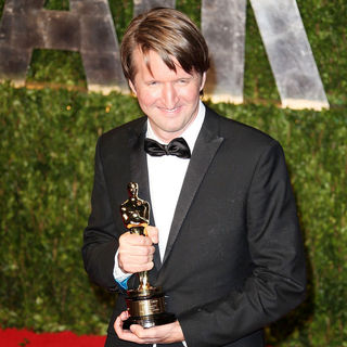 Tom Hooper in 2011 Vanity Fair Oscar Party - Arrivals