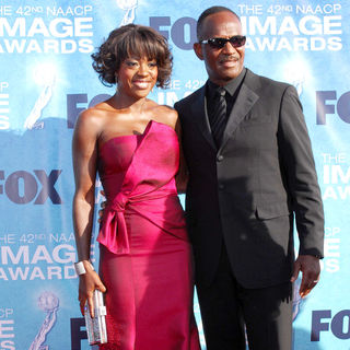 Viola Davis, Julius Tennon in 42nd NAACP Image Awards - Arrivals