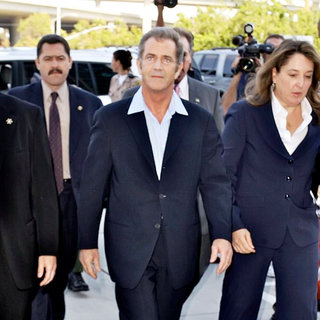 Mel Gibson in Mel Gibson Arriving The Los Angeles County Superior Court Airport Courthouse