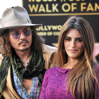 Johnny Depp, Penelope Cruz in Penelope Cruz Receives A Star on The Hollywood Walk of Fame