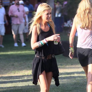 Tara Reid in Celebrities at The 2011 Coachella Valley Music and Arts Festival - Day 1