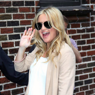 Kate Hudson in Kate Hudson Arrives at The 'The Late Show with David Letterman'