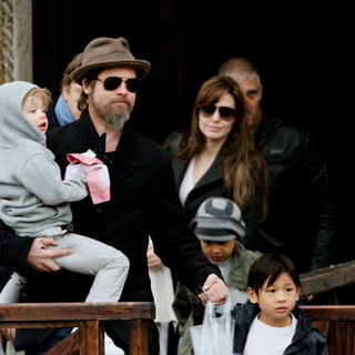 Brad Pitt, Angelina Jolie in Brad Pitt and Angelina Jolie Are Getting on A Boat with Their Children