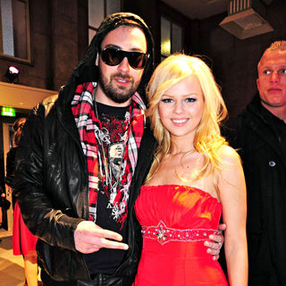 Sido, Doreen Dietel in 19th Annual Echo Awards 2010 - Red carpet arrivals
