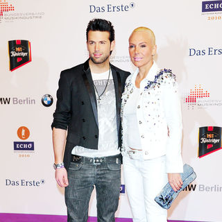 Jay Khan, Natascha Ochsenknecht in 19th Annual Echo Awards 2010 - Red carpet arrivals