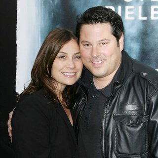 Greg Grunberg in Los Angeles Premiere of Super 8 - wershow-grunberg-super-8-premiere-01