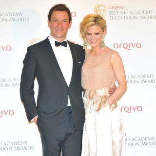 Dominic West in The 2012 Arqiva British Academy Television Awards - Winners Board - west-fox-2012-arqiva-british-academy-television-awards-winners-board-01